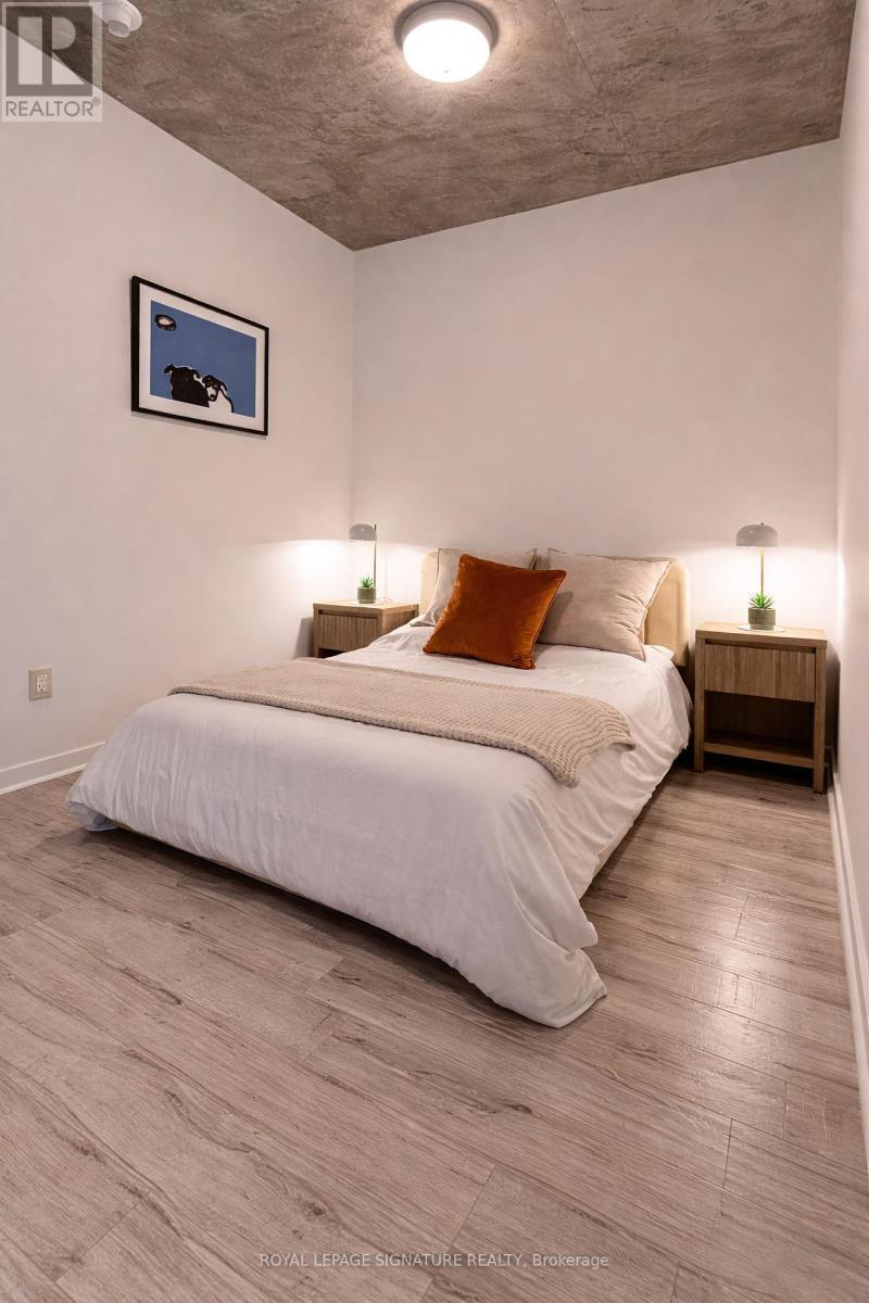 305 - 23 Brant Street, Toronto, Ontario  M5V 2L5 - Photo 13 - C12920074
