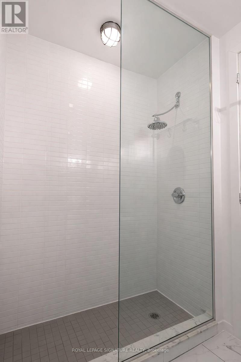 305 - 23 Brant Street, Toronto, Ontario  M5V 2L5 - Photo 17 - C12920074