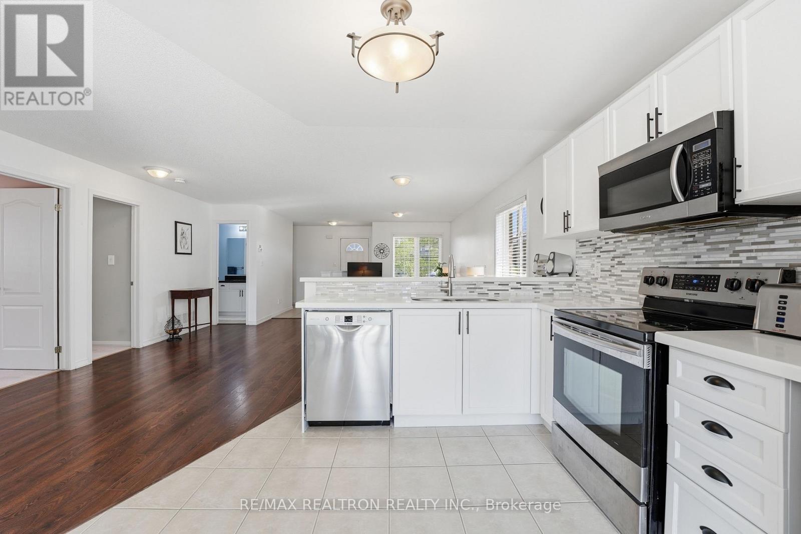 1510 Rankin Way, Innisfil, Ontario  L9S 0C6 - Photo 13 - N13210960
