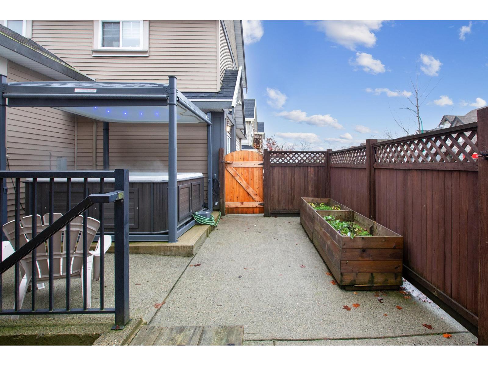 6799 192 Street, Surrey, British Columbia  V4N 6A3 - Photo 38 - R3129263
