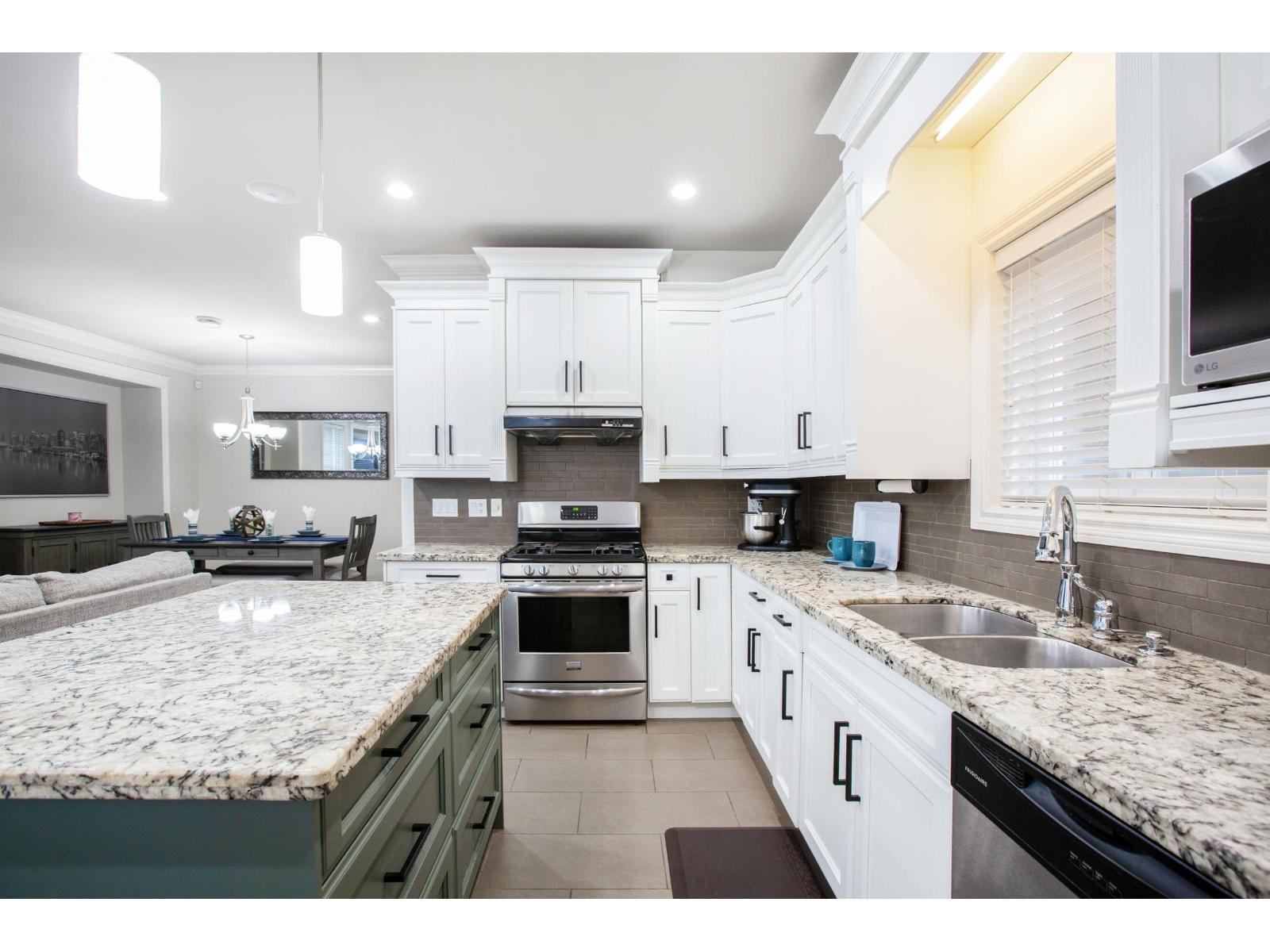 6799 192 Street, Surrey, British Columbia  V4N 6A3 - Photo 14 - R3129263