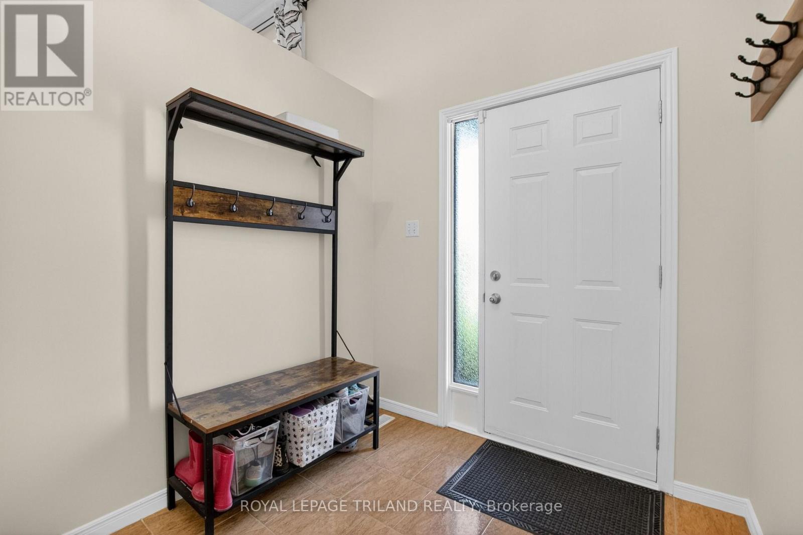 125 Bournemouth Drive, London East, Ontario  N5V 4T1 - Photo 7 - X13213466