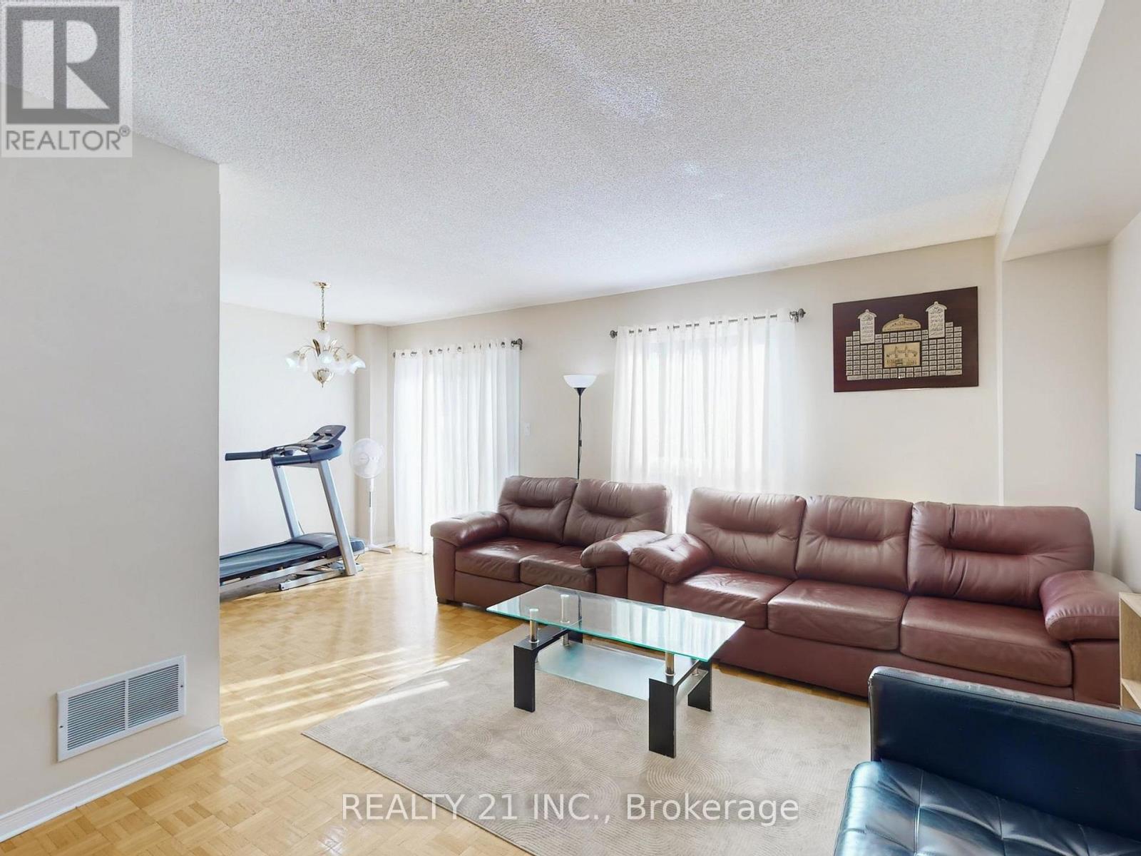 11 Iles Street W, Ajax, Ontario  L1T 3V4 - Photo 3 - E13074814