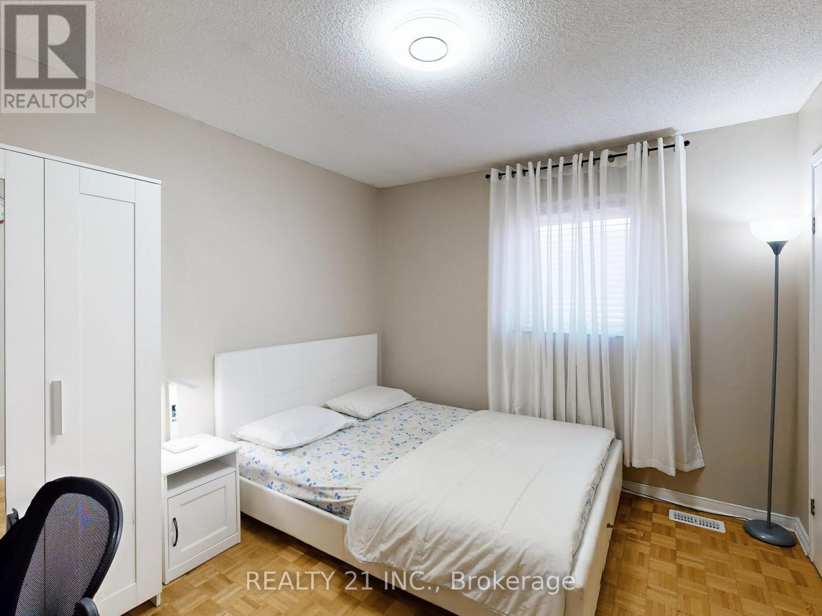 11 Iles Street W, Ajax, Ontario  L1T 3V4 - Photo 25 - E13074814