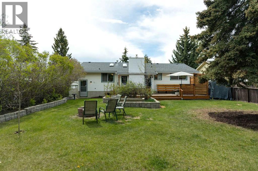 119 Dalhurst Way Nw, Calgary, Alberta  T3A 1P1 - Photo 31 - A2310192