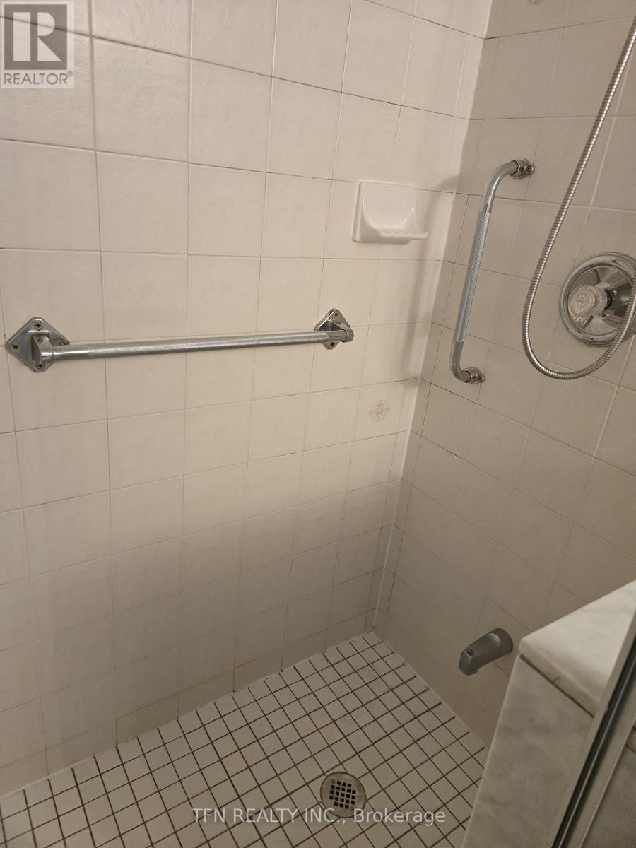 309 - 1 Emerald Lane, Vaughan, Ontario  L4J 8N2 - Photo 17 - N13212228