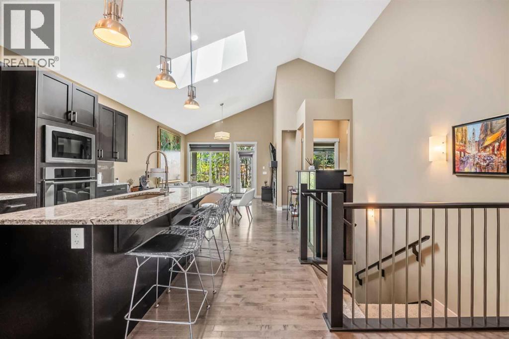 63 Cortina Villas Sw, Calgary, Alberta  T3H 0W8 - Photo 2 - A2314467