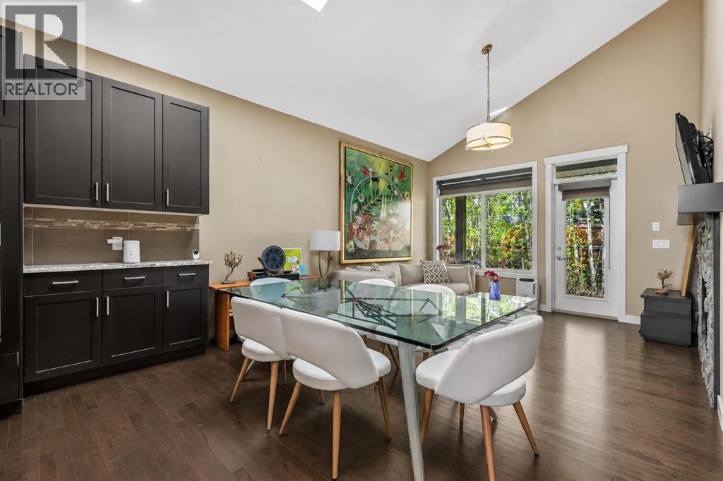 63 Cortina Villas Sw, Calgary, Alberta  T3H 0W8 - Photo 11 - A2314467