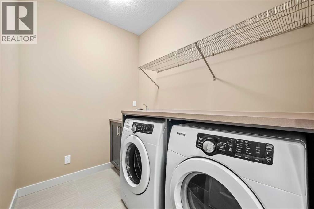 63 Cortina Villas Sw, Calgary, Alberta  T3H 0W8 - Photo 42 - A2314467