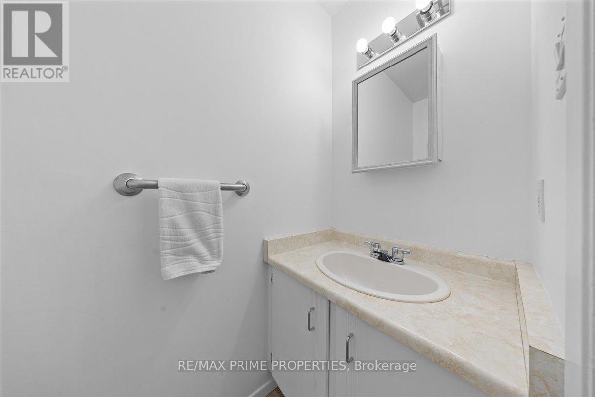 1121 St Emmanuel Terrace, Ottawa, Ontario  K1C 2J6 - Photo 34 - X13213660