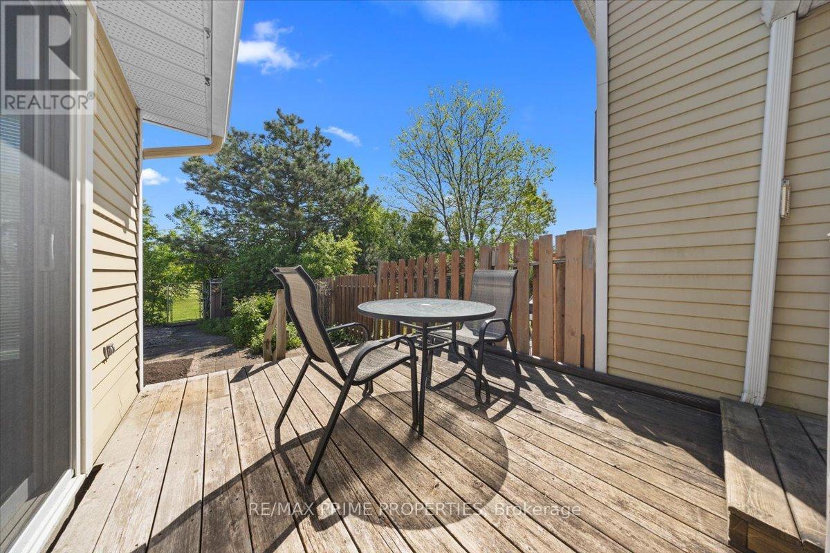 1121 St Emmanuel Terrace, Ottawa, Ontario  K1C 2J6 - Photo 37 - X13213660