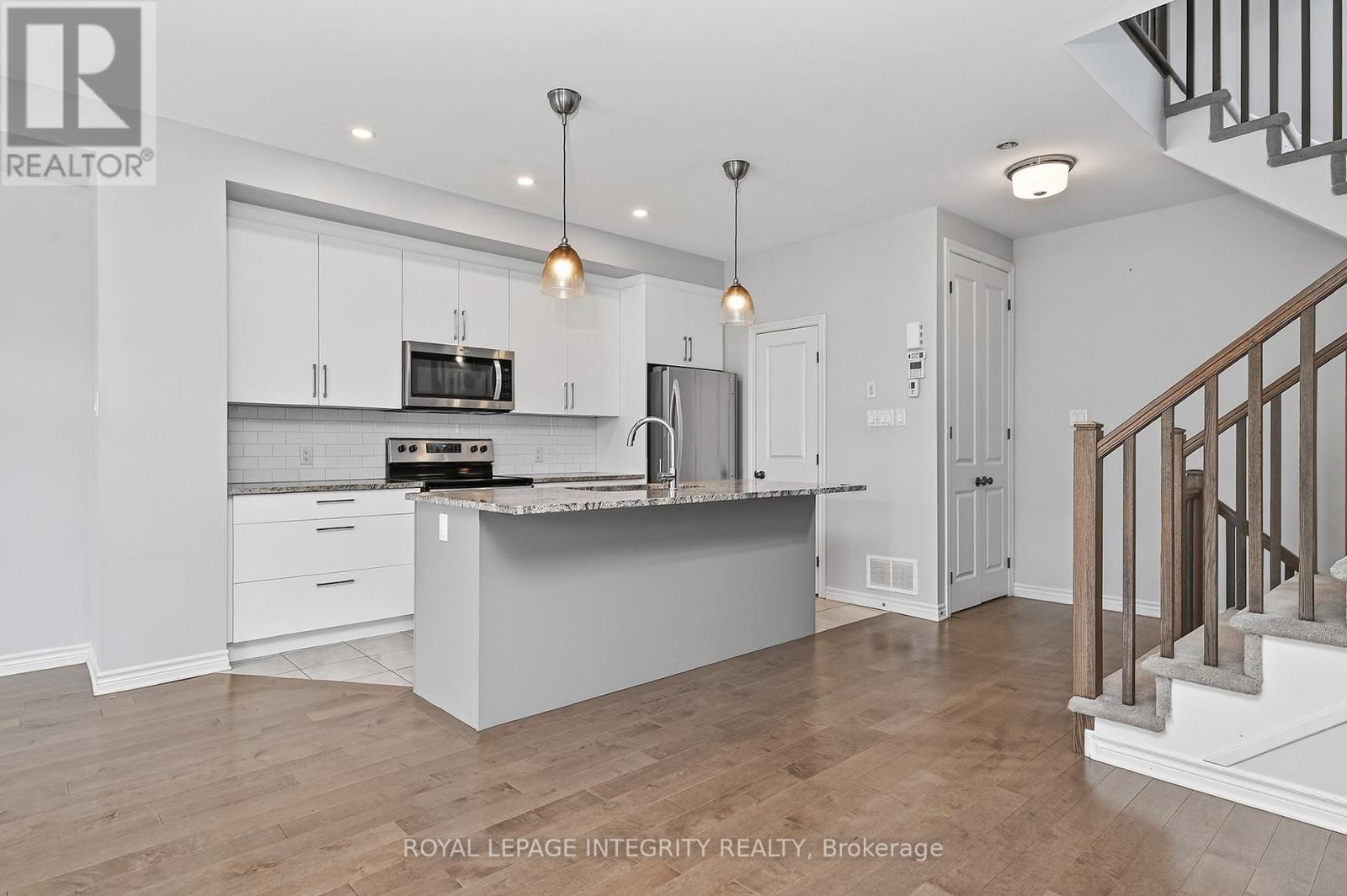 520 Stadacone Row, Ottawa, Ontario  K4A 1J8 - Photo 8 - X13213726