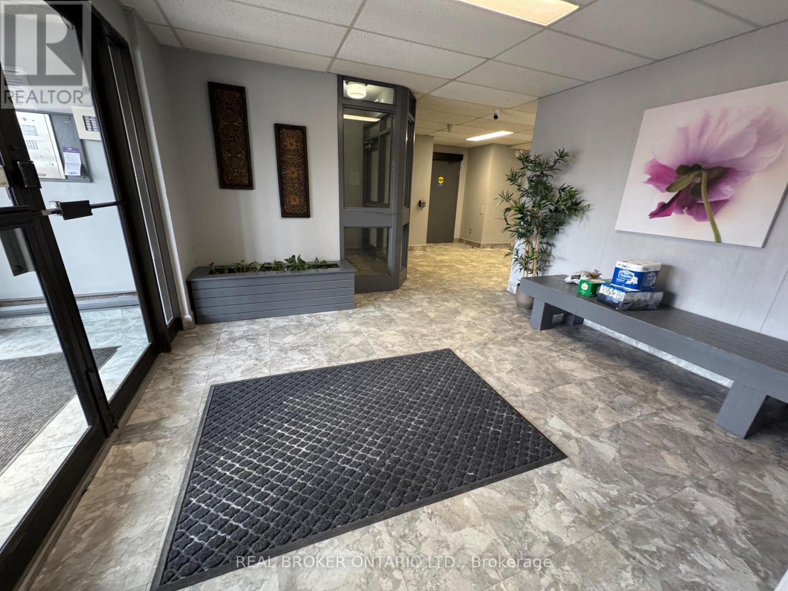 305 - 845 Kyle Court, Brockville, Ontario  K6V 6K7 - Photo 5 - X13213760
