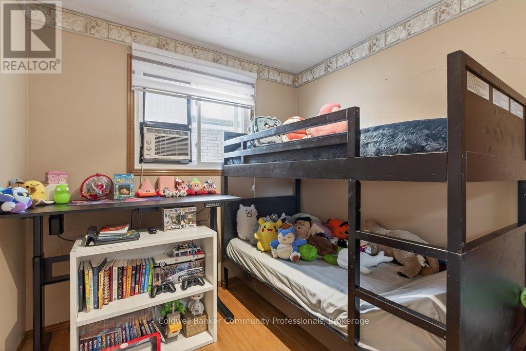 42 Lasila Court, Hamilton (Gilbert), Ontario  L9C 7B6 - Photo 34 - X13213664
