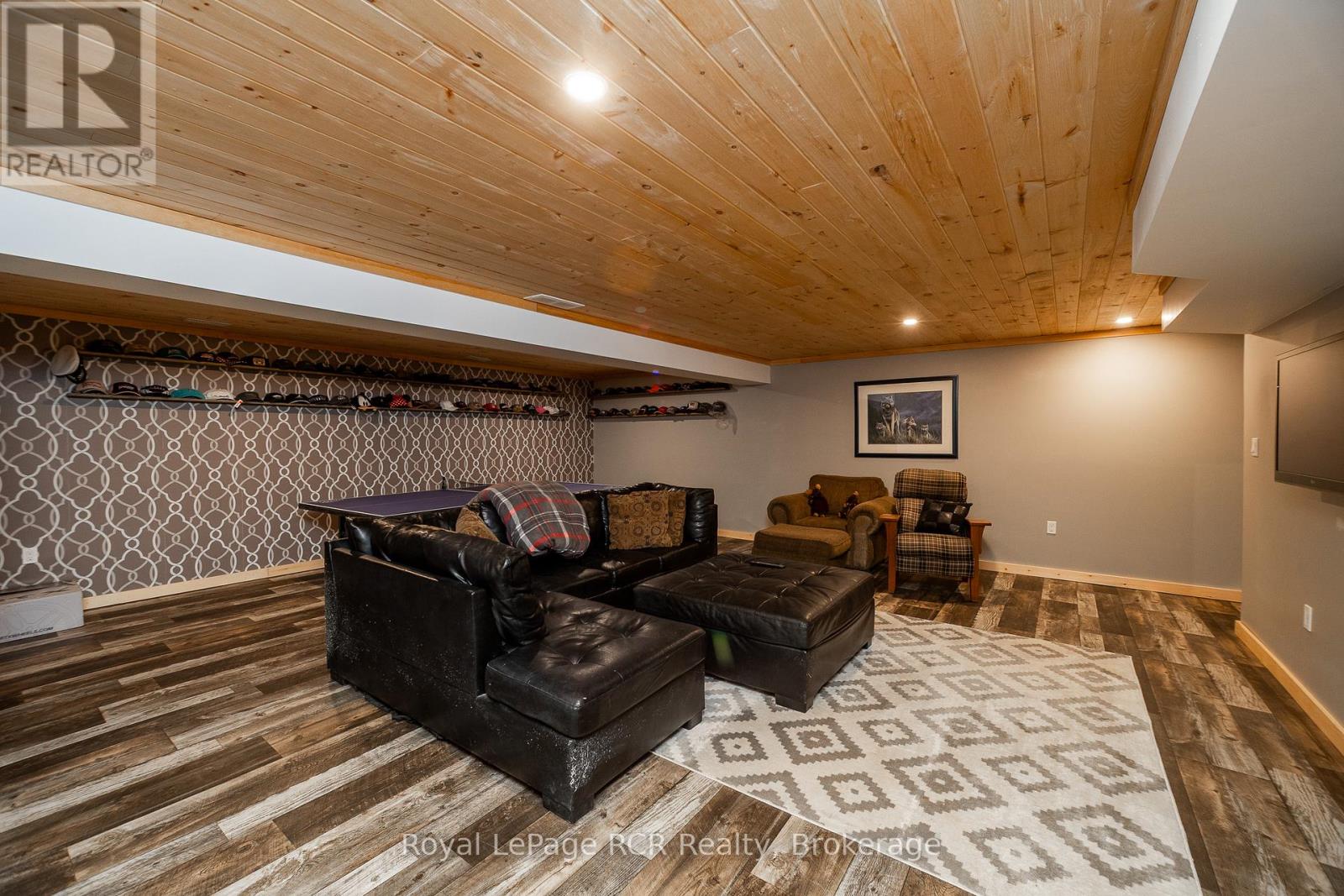 109 Highland Drive, West Grey, Ontario  N0C 1H0 - Photo 25 - X12862858