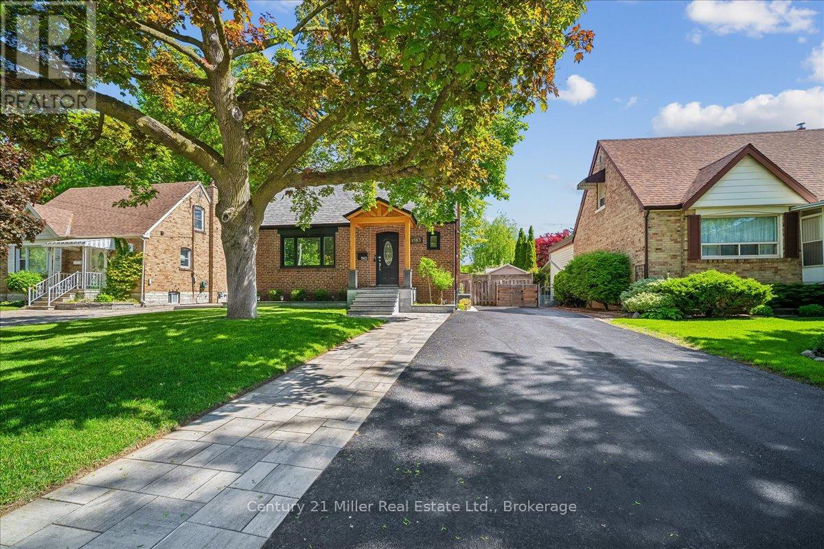 1583 Blanefield Road, Mississauga, Ontario  L5G 4H3 - Photo 1 - W13213546