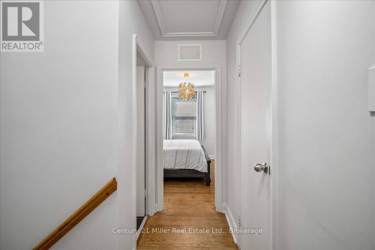 1583 Blanefield Road, Mississauga, Ontario  L5G 4H3 - Photo 26 - W13213546