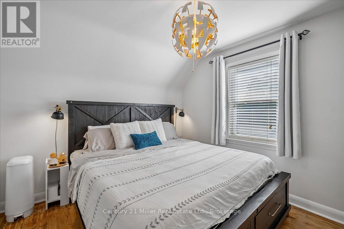 1583 Blanefield Road, Mississauga, Ontario  L5G 4H3 - Photo 31 - W13213546