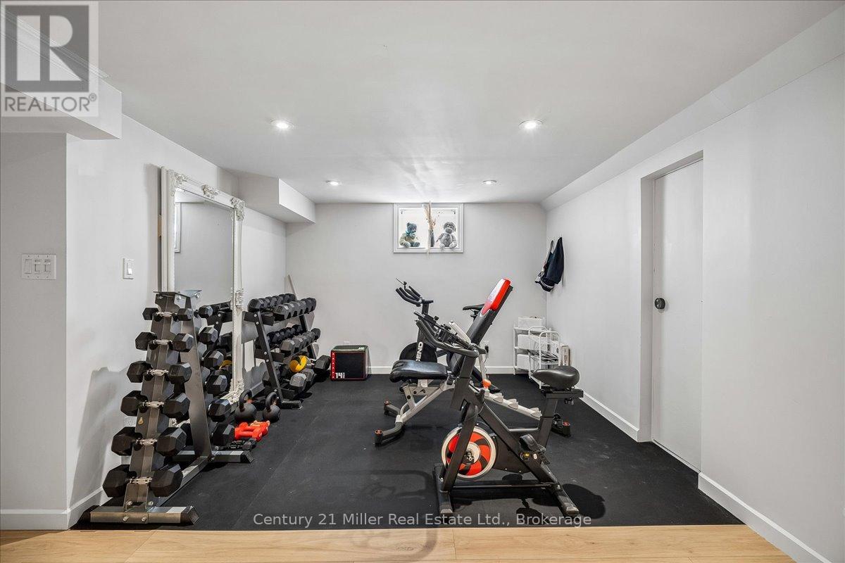 1583 Blanefield Road, Mississauga, Ontario  L5G 4H3 - Photo 40 - W13213546