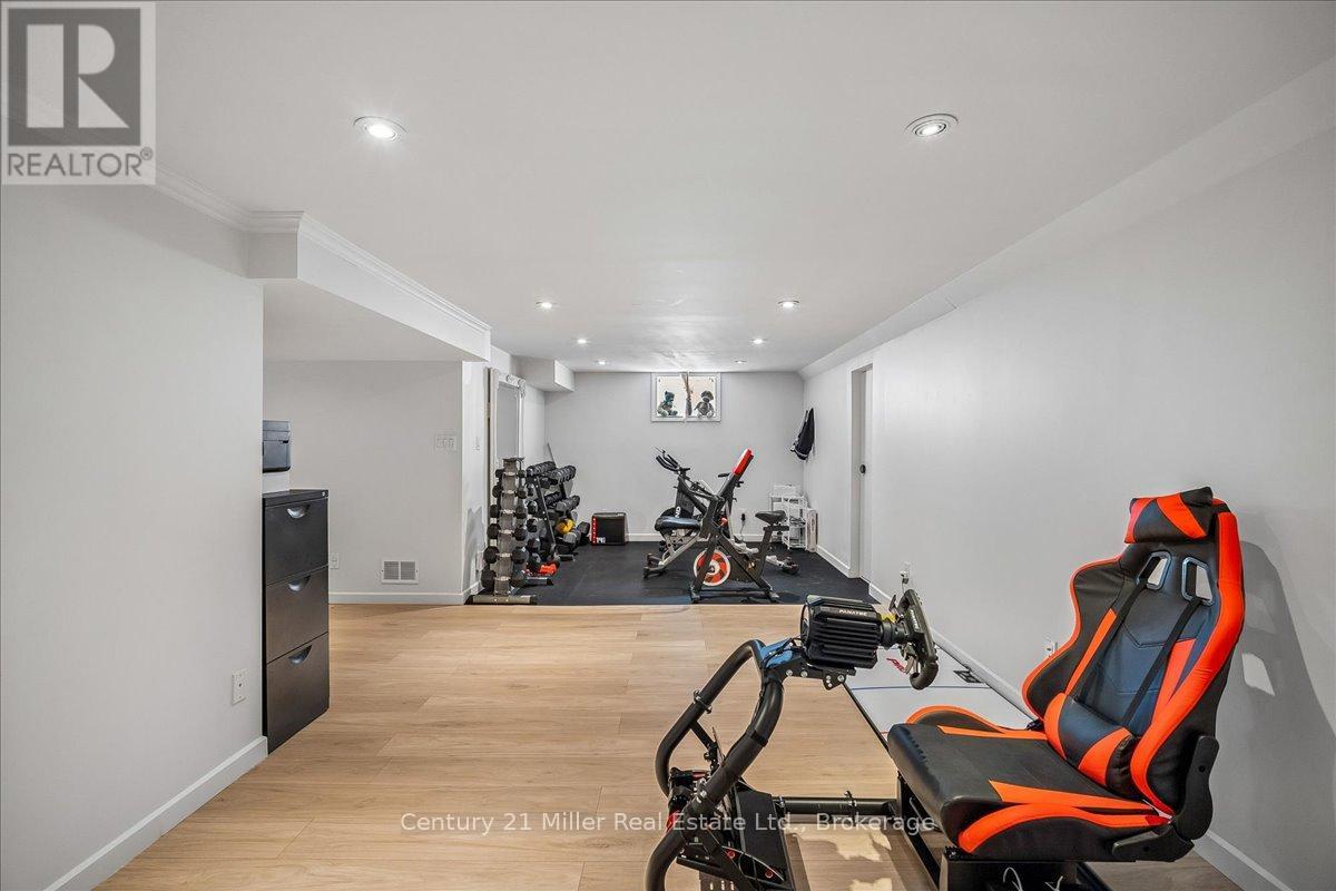 1583 Blanefield Road, Mississauga, Ontario  L5G 4H3 - Photo 41 - W13213546
