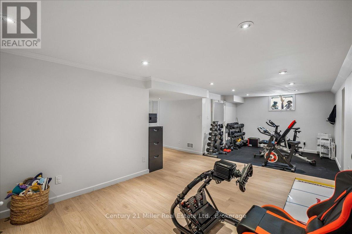 1583 Blanefield Road, Mississauga, Ontario  L5G 4H3 - Photo 42 - W13213546