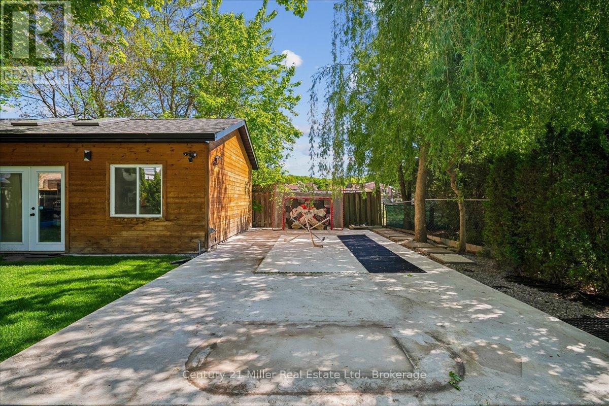1583 Blanefield Road, Mississauga, Ontario  L5G 4H3 - Photo 48 - W13213546