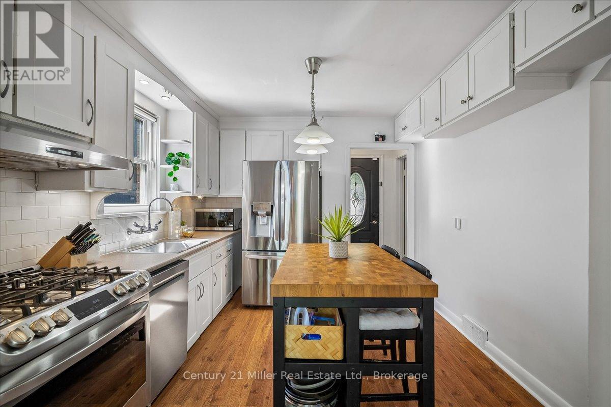 1583 Blanefield Road, Mississauga, Ontario  L5G 4H3 - Photo 6 - W13213546