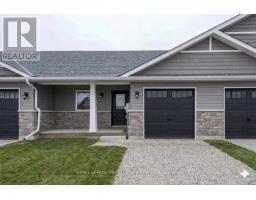 121 FARRINGTON CRESCENT, Prince Edward County, Ontario