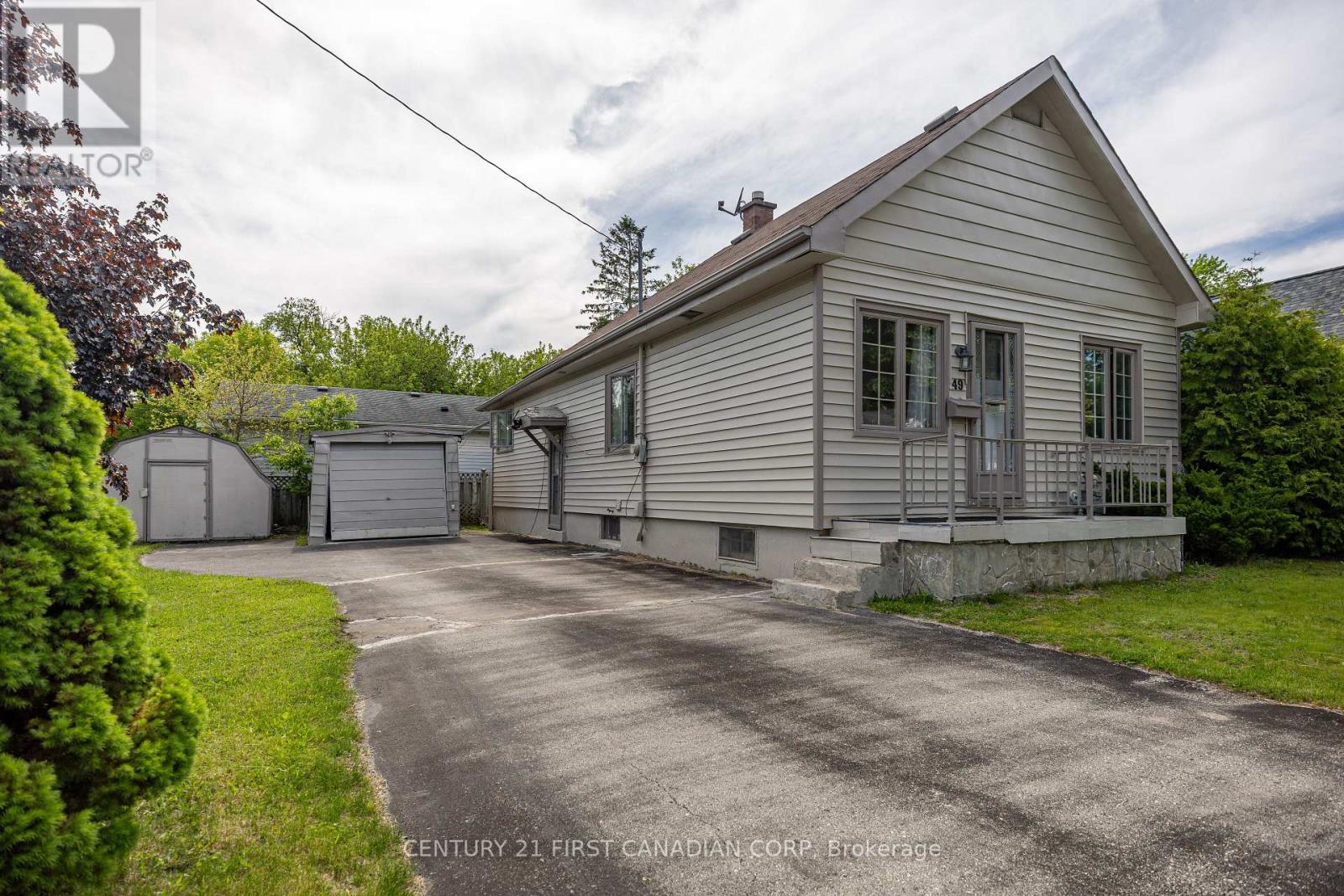 49 Mcnay Street, London East, Ontario  N5Y 1K8 - Photo 2 - X13047188
