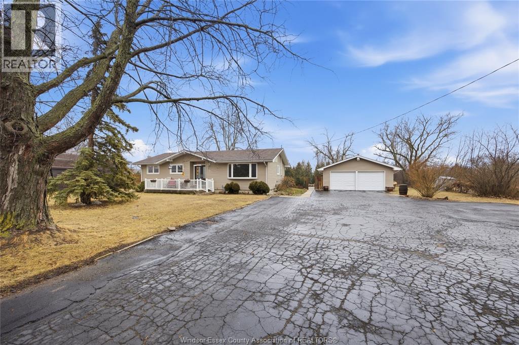 MLS# 26012515: 575 MIDDLE Sideroad, Amherstburg, Canada