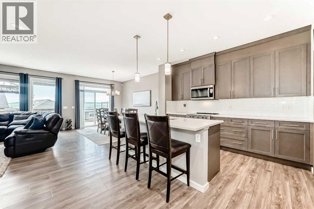 59 Heritage Heights, Cochrane, Alberta  T4C 2R4 - Photo 6 - A2315286