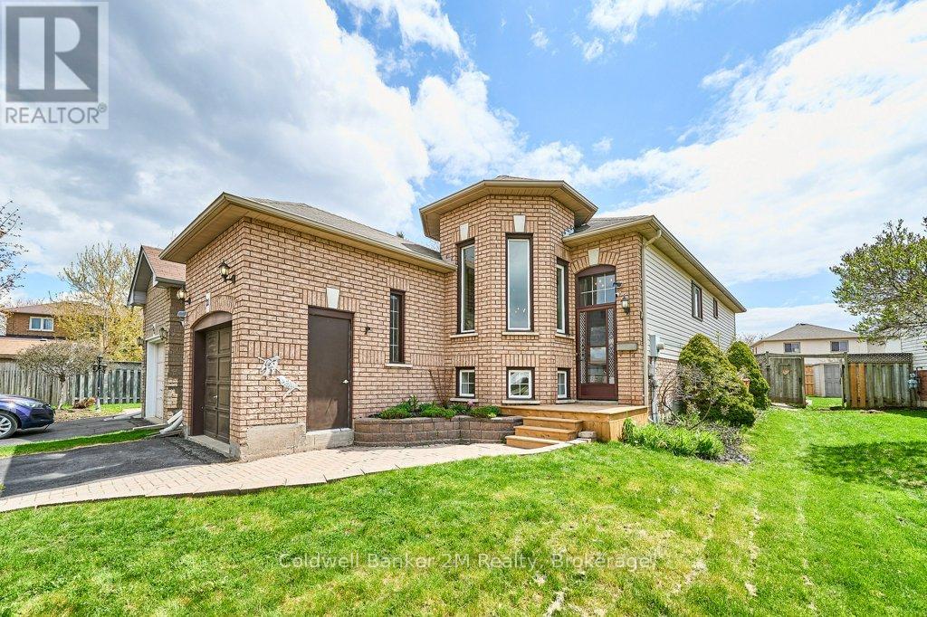 21 Birmingham Avenue, Clarington, Ontario L1C 4Z6 - Photo 2 - E13213654