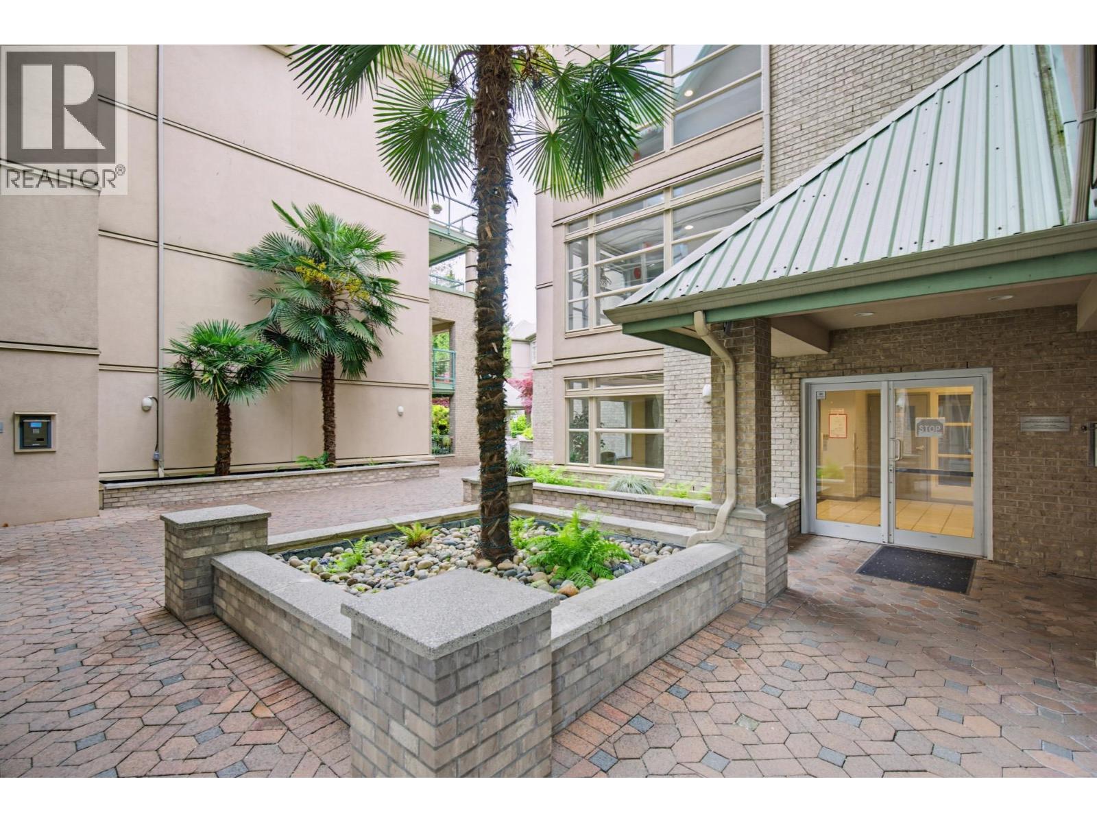 316 301 Maude Road, Port Moody, British Columbia V3H 5B1 - Photo 4 - R3113065
