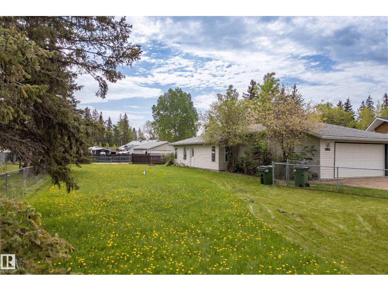 5011 64 St, Rural Lac Ste. Anne County, Alberta  T0E 0A0 - Photo 1 - E4490667