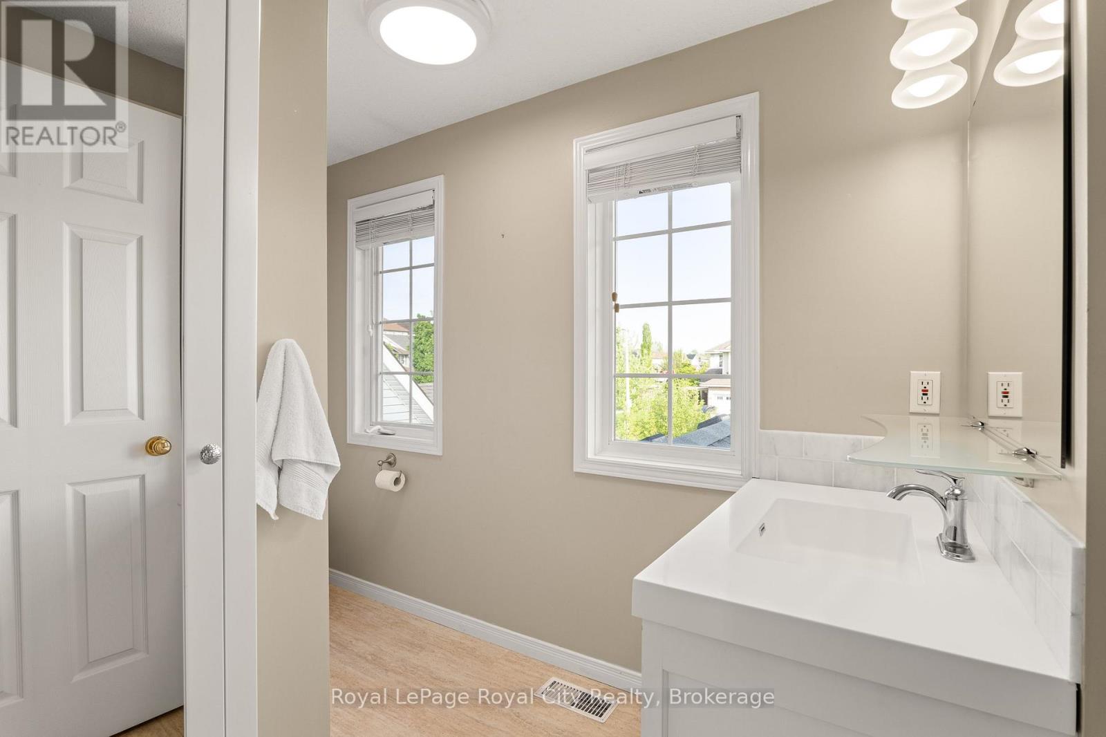 66 Hagan Avenue, Guelph, Ontario N1E 7B6 - Photo 24 - X13213474