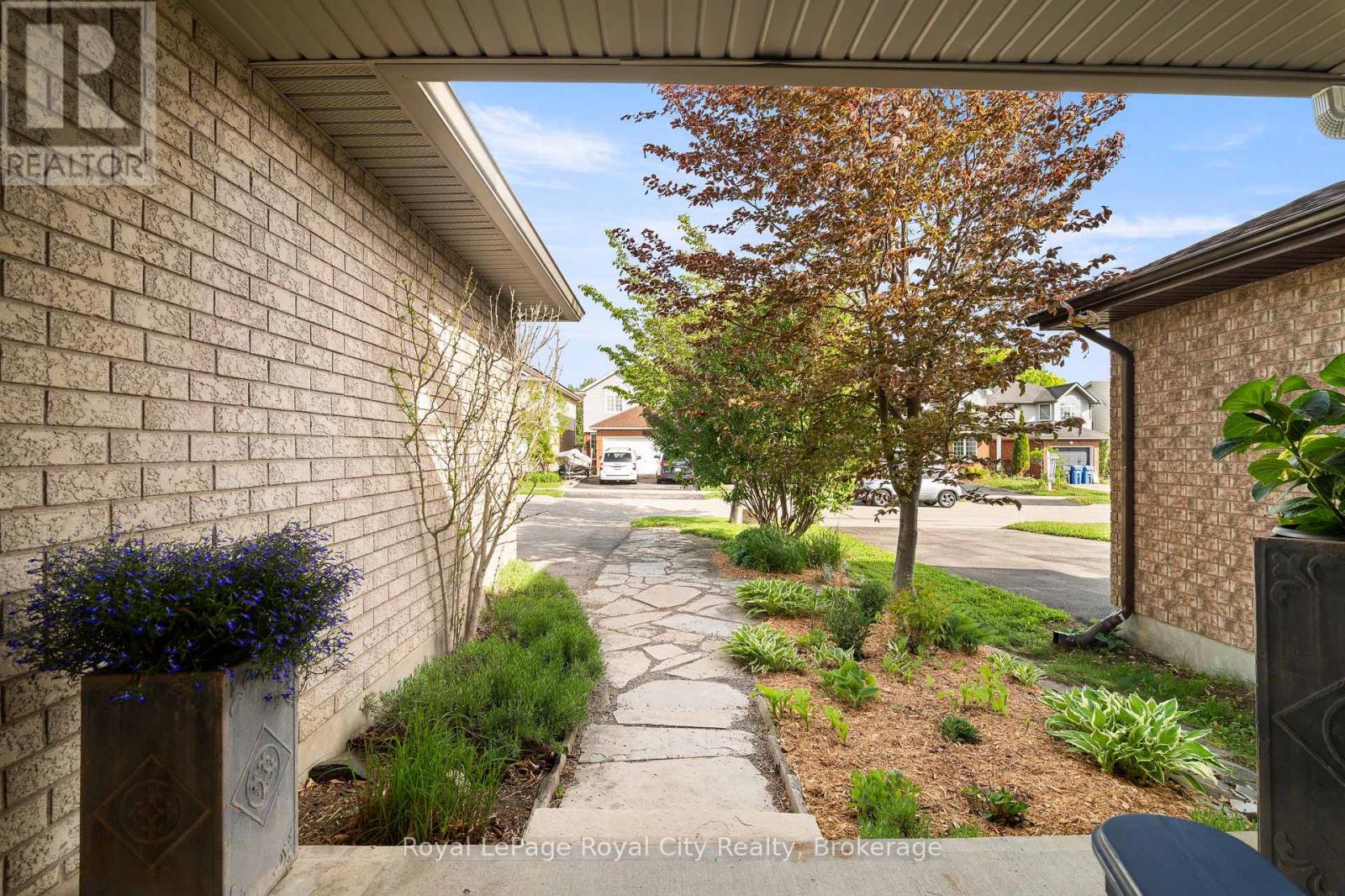 66 Hagan Avenue, Guelph, Ontario N1E 7B6 - Photo 3 - X13213474