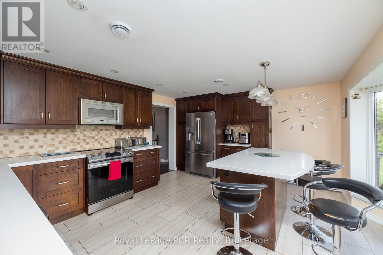 2 Highland Drive, Grey Highlands, Ontario N0C 1E0 - Photo 9 - X13213502