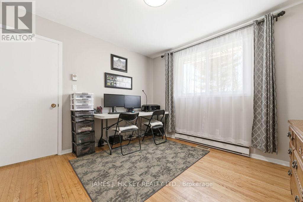 101 Frontenac Crescent, Deep River, Ontario  K0J 1P0 - Photo 21 - X12983754