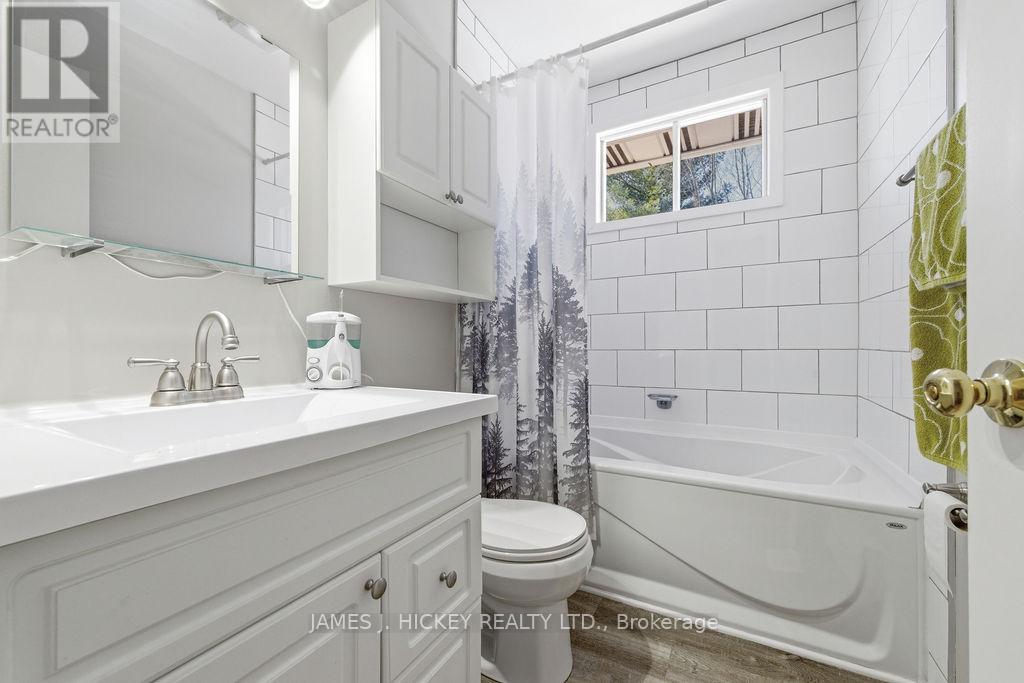 101 Frontenac Crescent, Deep River, Ontario  K0J 1P0 - Photo 19 - X12983754