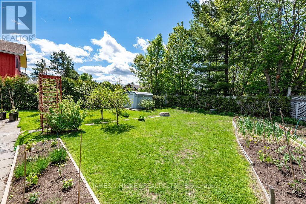 101 Frontenac Crescent, Deep River, Ontario  K0J 1P0 - Photo 42 - X12983754