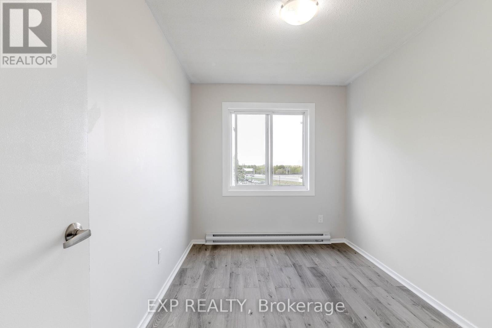 404 B - 2044 Arrowsmith Drive, Ottawa, Ontario  K1J 7V8 - Photo 18 - X13213592