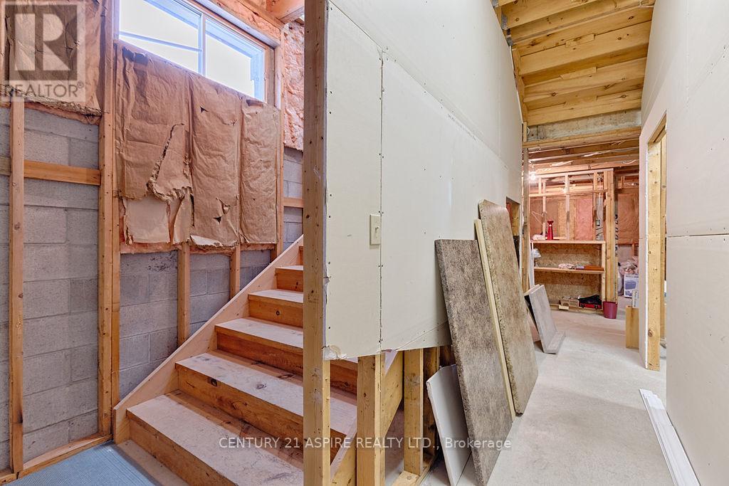 2889 Petawawa Boulevard, Petawawa, Ontario  K8H 1Y1 - Photo 30 - X13213568