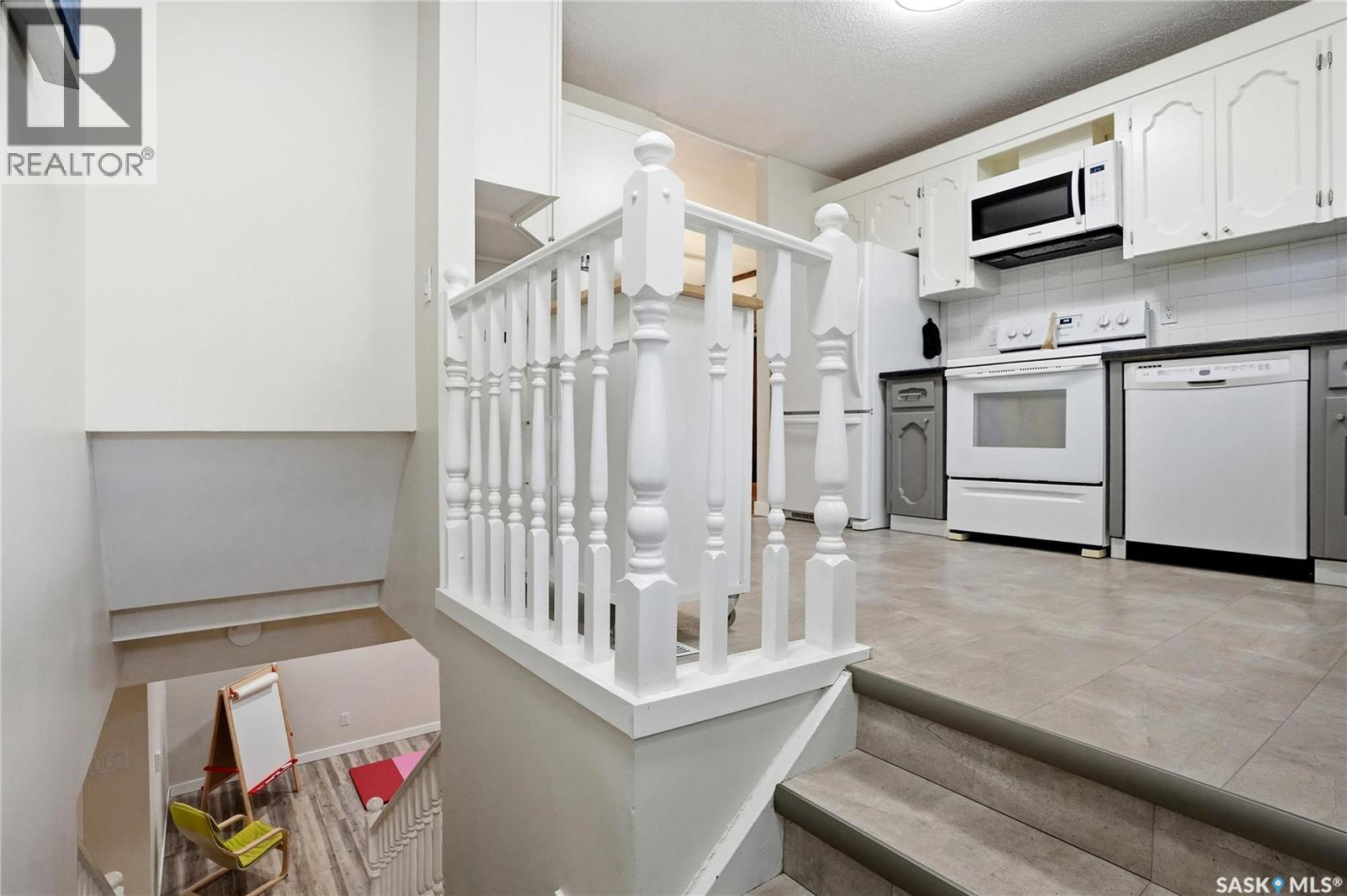 14 Edenwold Crescent, Regina, Saskatchewan  S4R 8A3 - Photo 30 - SK037306