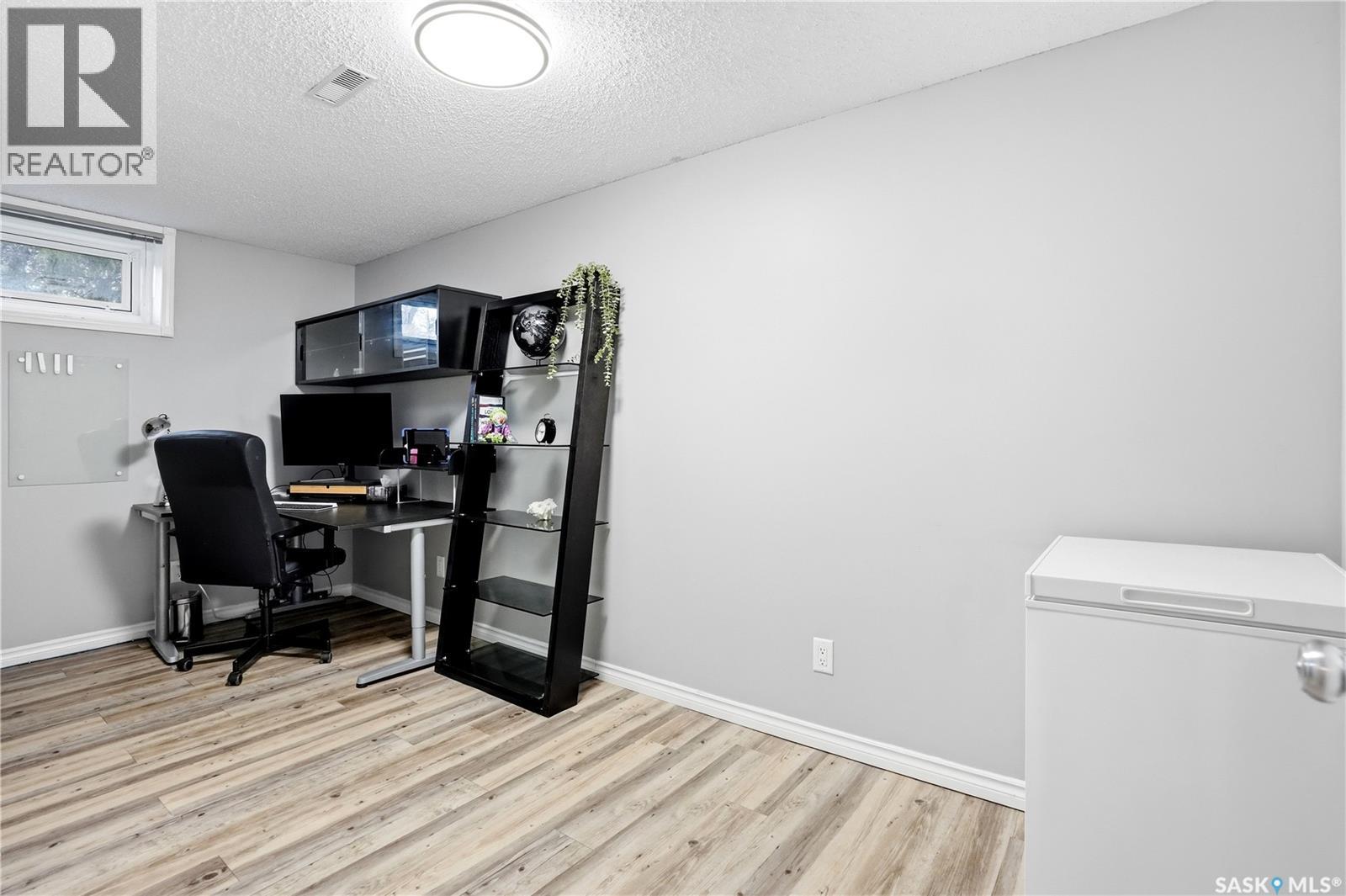 14 Edenwold Crescent, Regina, Saskatchewan  S4R 8A3 - Photo 39 - SK037306