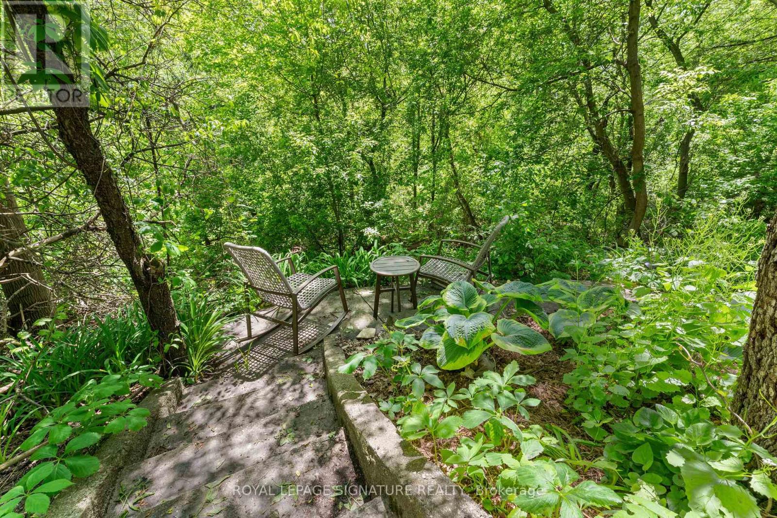 47 Don Valley Drive, Toronto, Ontario  M4K 2J1 - Photo 44 - E13170234