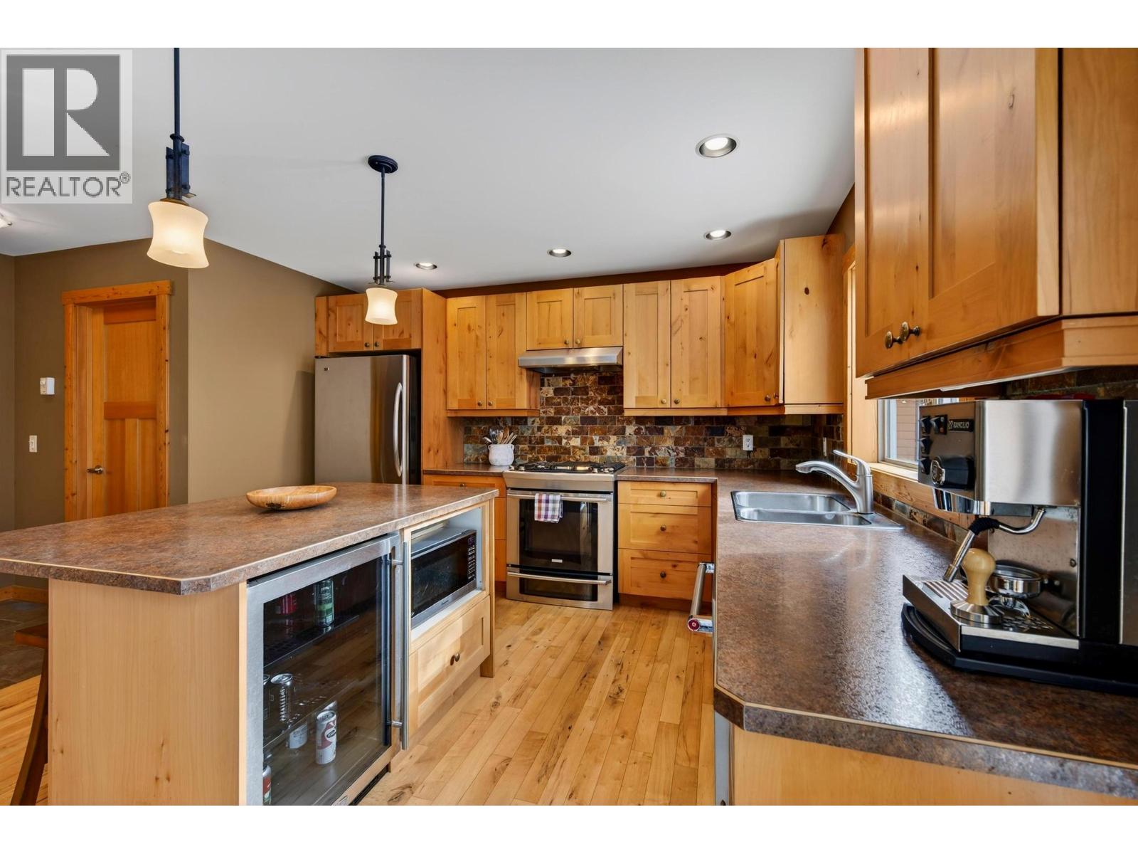 1417 Granite Drive, Golden, British Columbia  V0A 1H3 - Photo 6 - 10377381