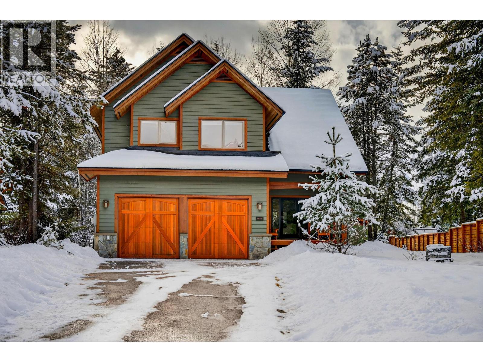 1417 Granite Drive, Golden, British Columbia  V0A 1H3 - Photo 2 - 10377381