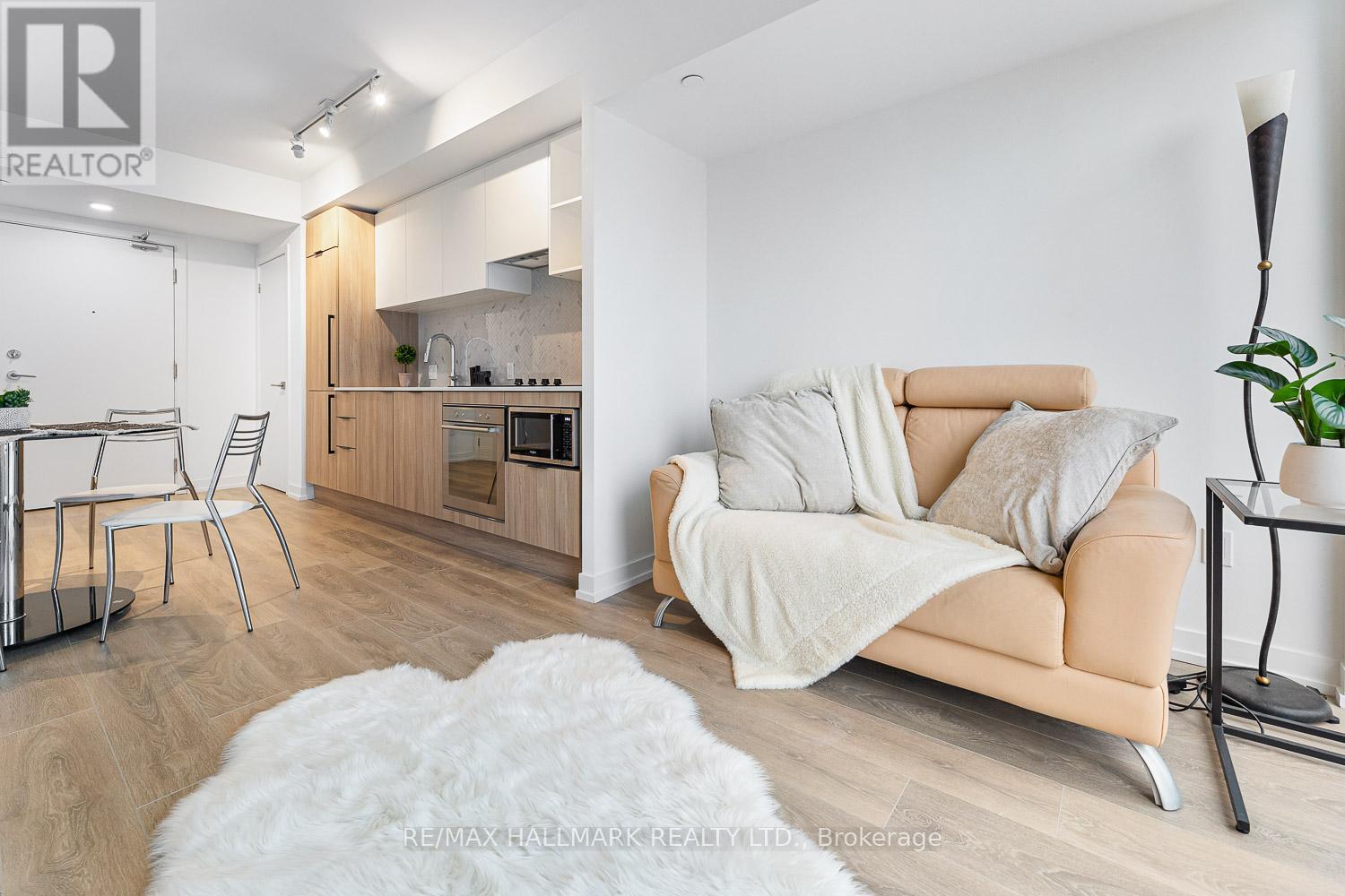 3315 - 82 Dalhousie Street, Toronto, Ontario  M5B 0C5 - Photo 11 - C13213576