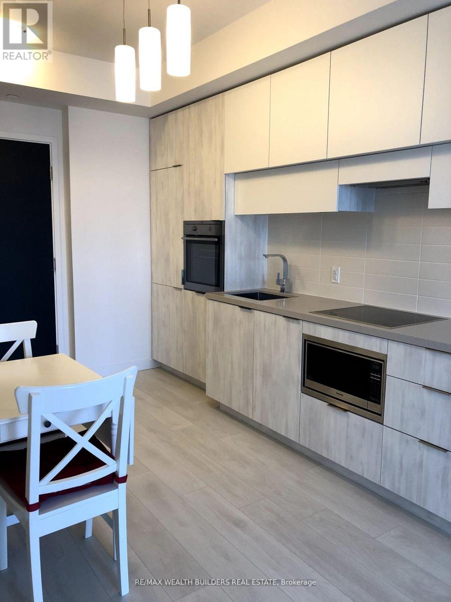 1010 - 8 Eglinton Avenue E, Toronto, Ontario  M4P 0C1 - Photo 10 - C13213594