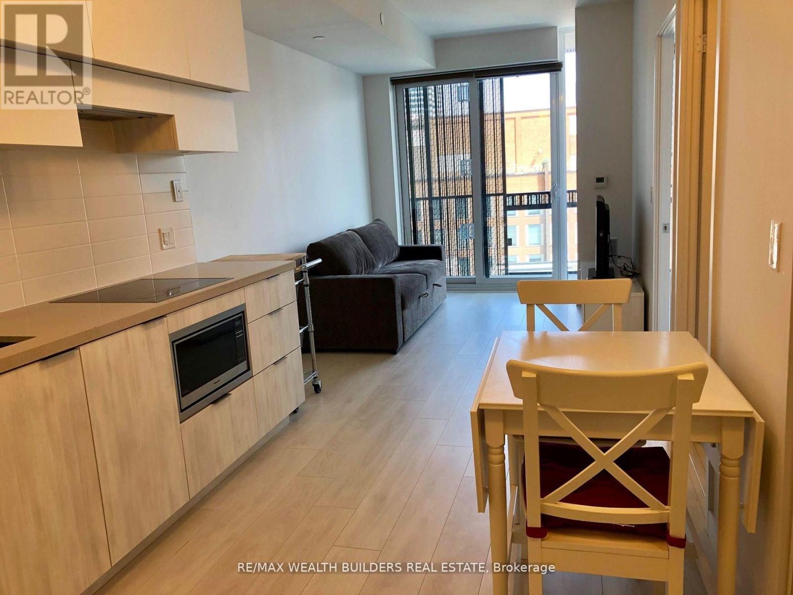 1010 - 8 Eglinton Avenue E, Toronto, Ontario  M4P 0C1 - Photo 6 - C13213594